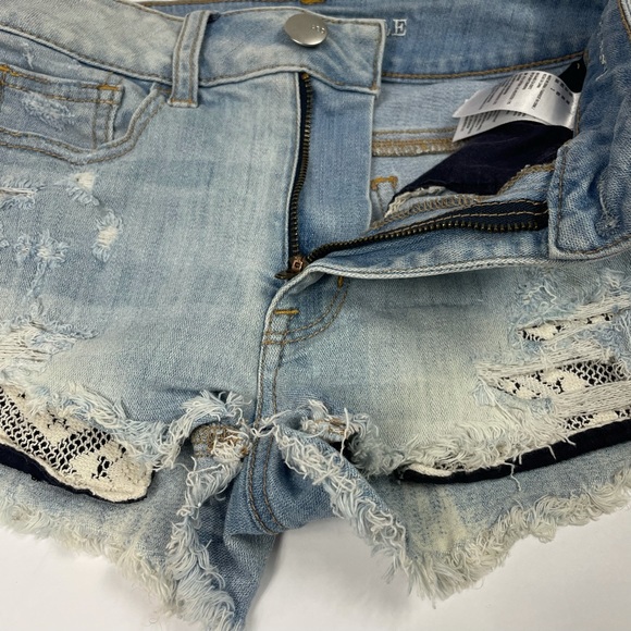 EUC American Eagle High Rise Shorts Distressed 00 - Picture 5 of 12